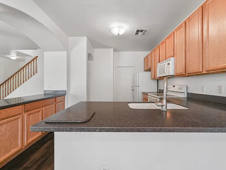 35108 N 31st Ave — Photo 9