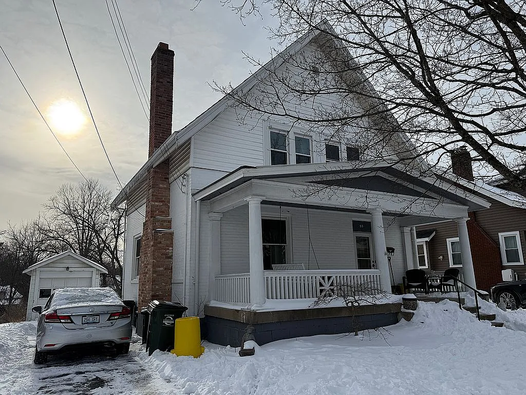 53 Dumfries Ave photo 1