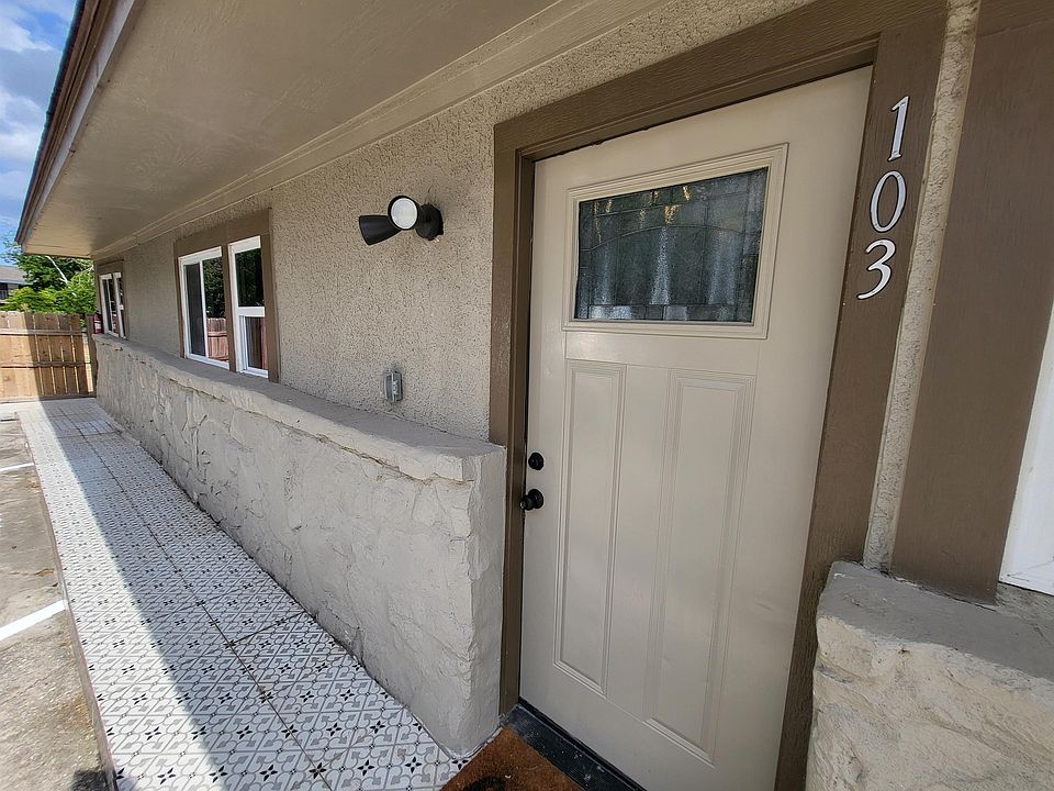 1st image of 118 Esmeralda Dr Unit 103