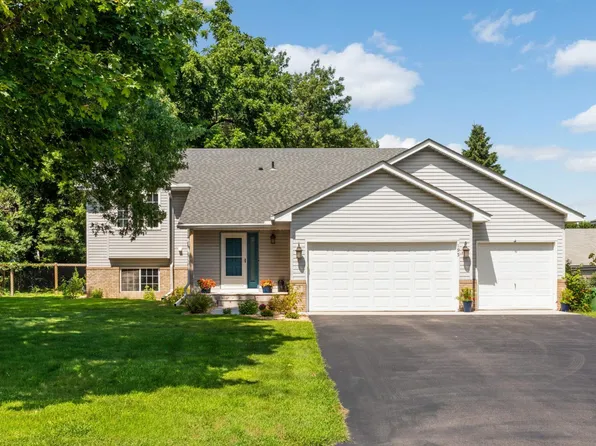 195 116th Ln NW, Coon Rapids, MN 55448