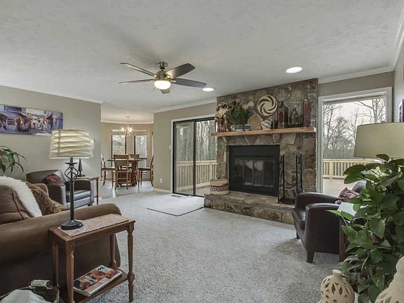 3rd image of 8633 High Lark Ln