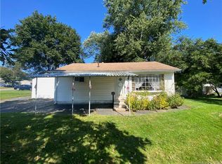 51 Easy Rudder Ln, West Haven, CT 06516