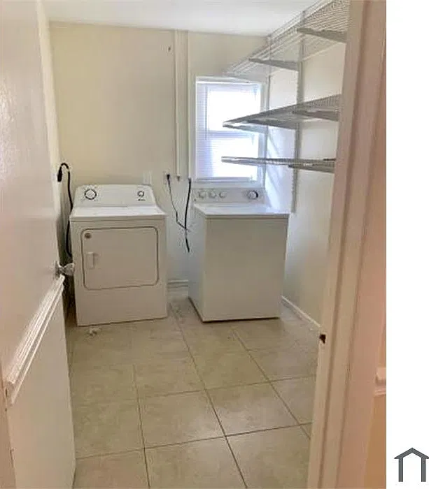 4 bed, 1860 sqft, $4,250 — Photo 4