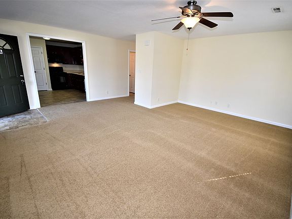 4th image of 313 S 7th St #313A