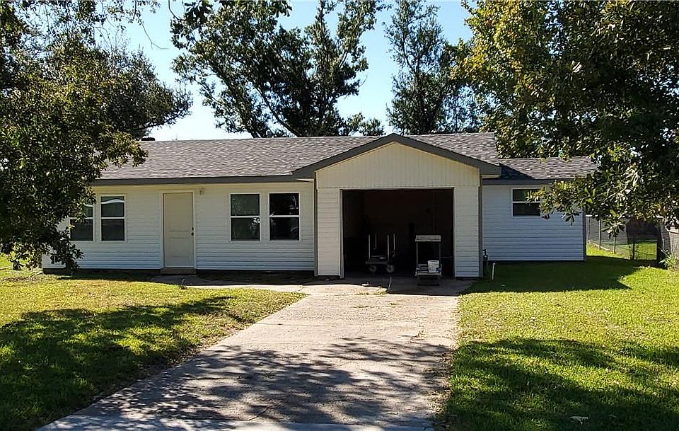 2712 Comeaux St, Lake Charles, LA 70615 Zillow