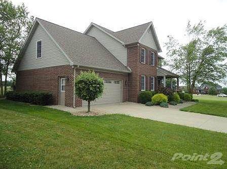 2nd image of 809 Greenfield Trl