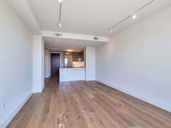 4th image of 1450 Franklin St APT 1103