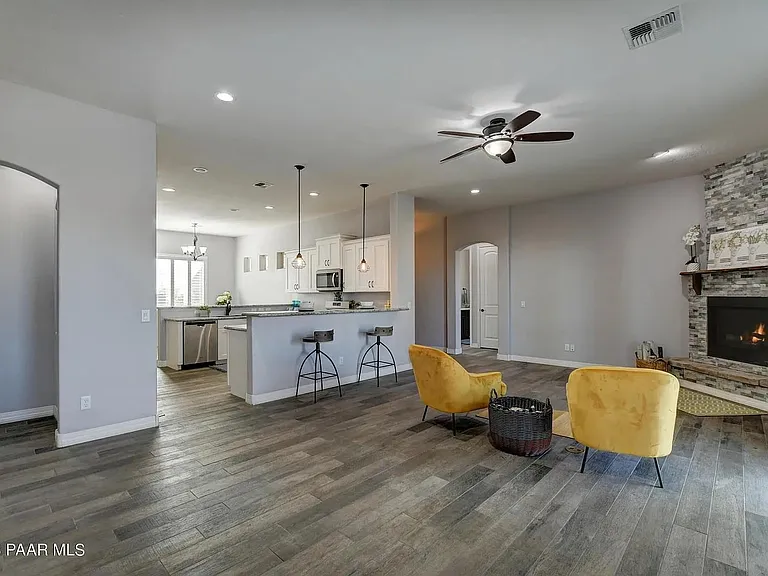 5524 N Foster Pl — Photo 13