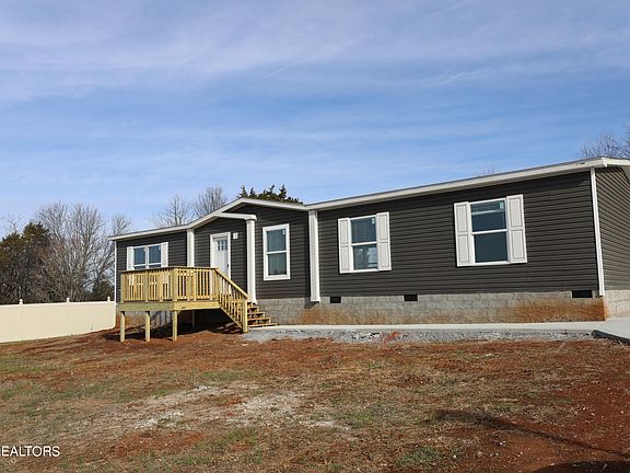 3rd image of 175 Meadow Lawn Dr