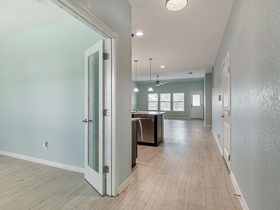 3rd image of 5473 Cypress Pt
