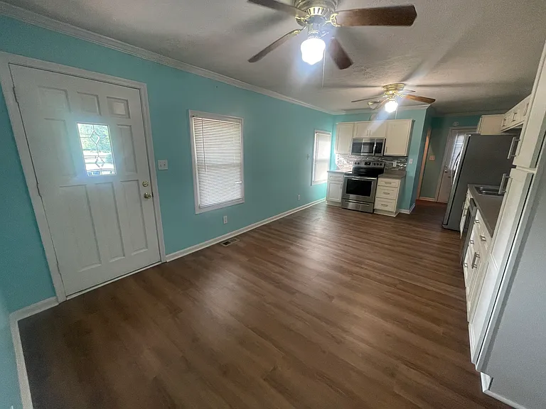 5211 River Rd — Photo 10