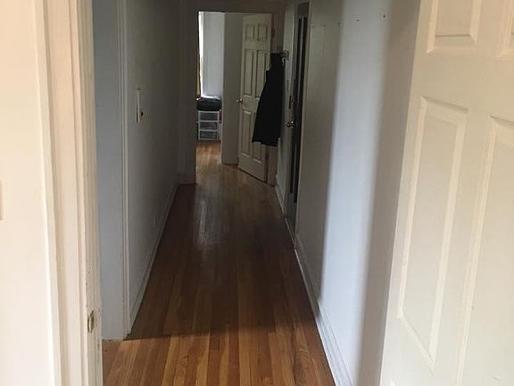 5th image of 811 Erie St #3