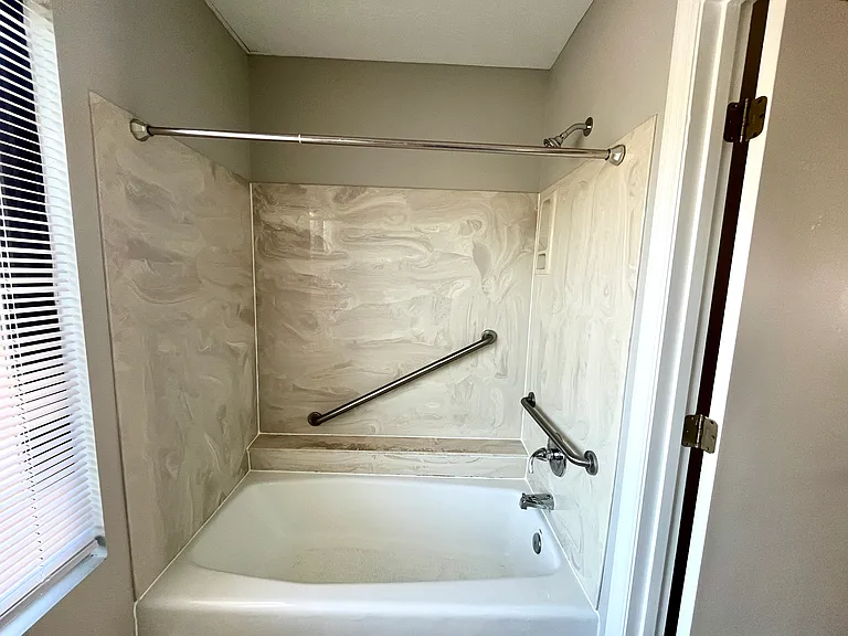 3660 Walden Dr — Photo 18