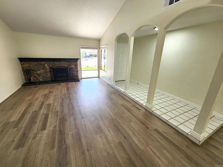 80 Lucas Ct — Photo 14