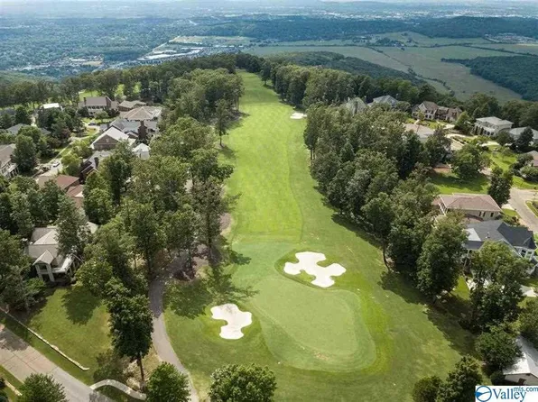 99 Ledge View Dr SE, Huntsville, AL 35802