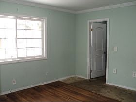 2nd image of 6115 South St