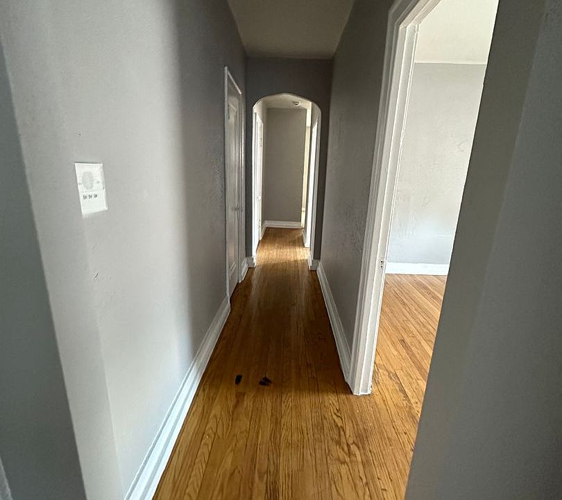 2nd image of 1210 N Lockwood Ave #3