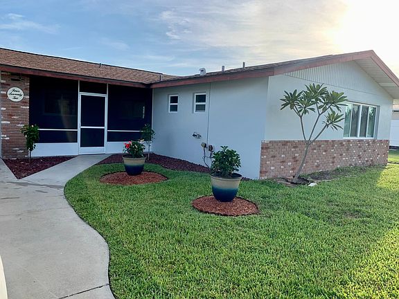 3rd image of 472 Blue Lagoon Ln