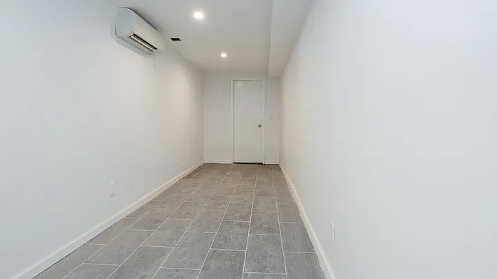 Rented by Nooklyn NYC LLC | media 12