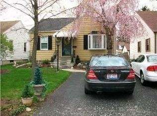 1946 Glenross Pl, Northwood, OH 43619