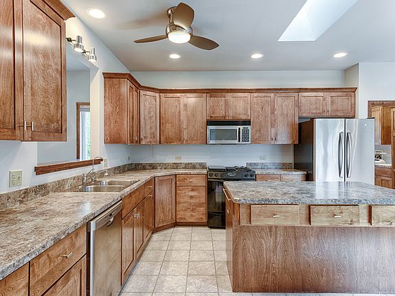 4th image of 1292 Heritage Dr
