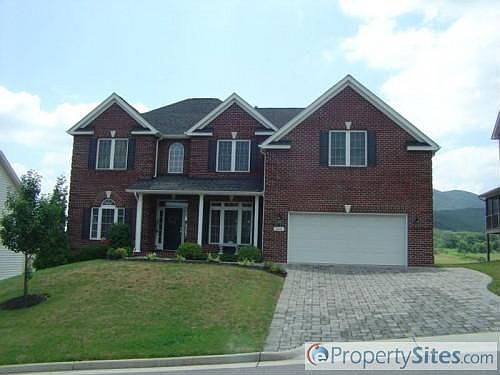 1st image of 2206 River Oaks Dr
