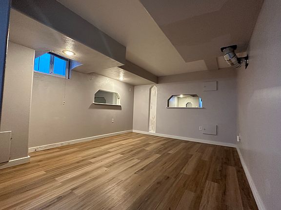 4th image of 1330 S Grant St #G1