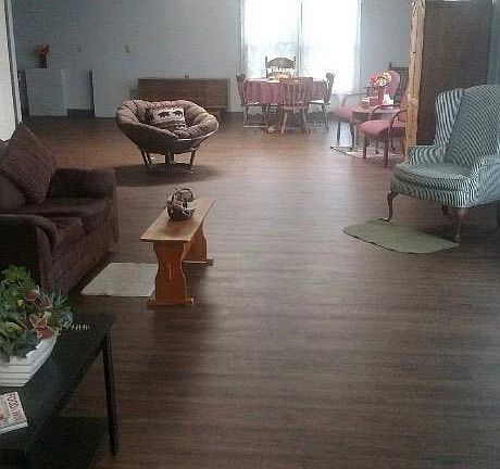 3rd image of 66 Mitchell Ave