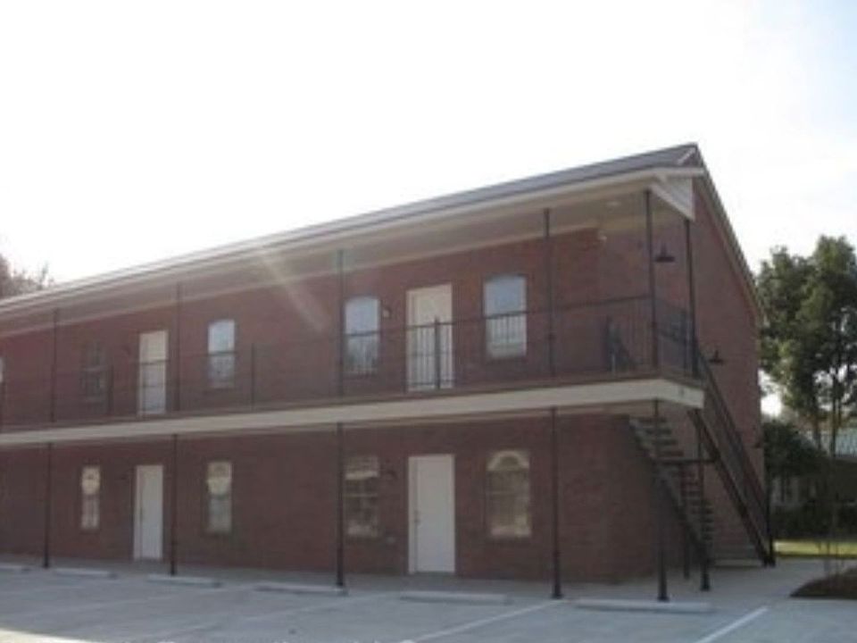 1st image of 118 W Lagrange St APT 10
