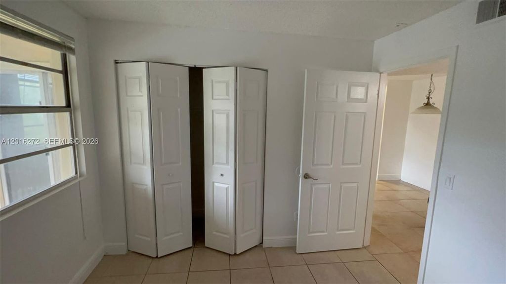 1263 SW 46th Ave APT 2104, photo 5
