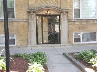 2321 W Rosemont Ave APT 3, Chicago, IL 60659