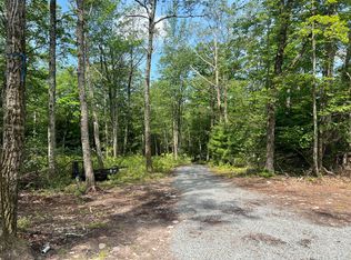 12 Wilderness Trl, Scotrun, PA 18355