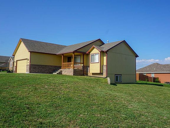 2nd image of 1034 Coyote Dr