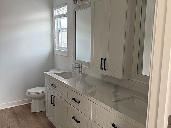5th image of 3814 NW 93rd St