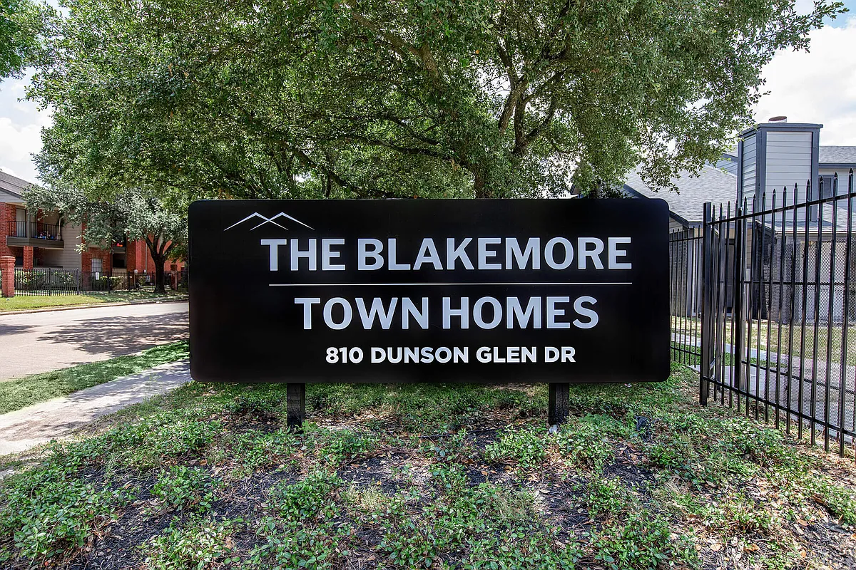 Building Photo - 810 Dunson Glen Dr