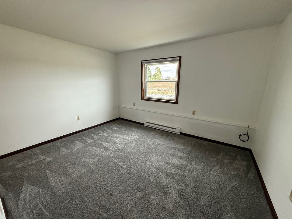 2nd image of 438 E Elder Rd #2