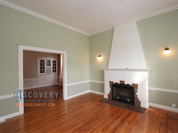 3rd image of 310 51st St #310