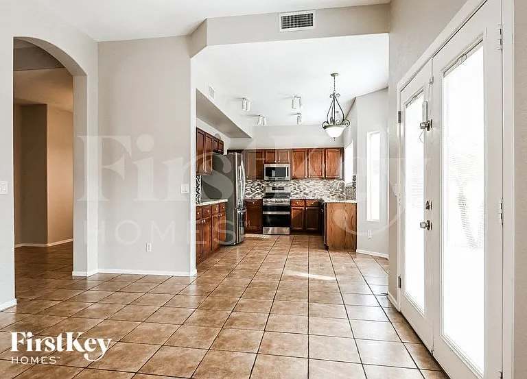 7409 W Emile Zola Ave — Photo 4