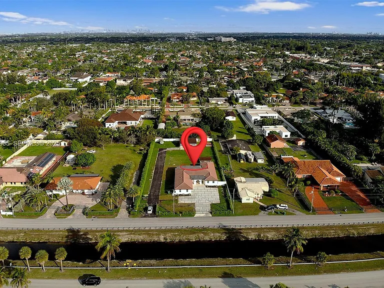 3801 SW 132nd Ave — Photo 43