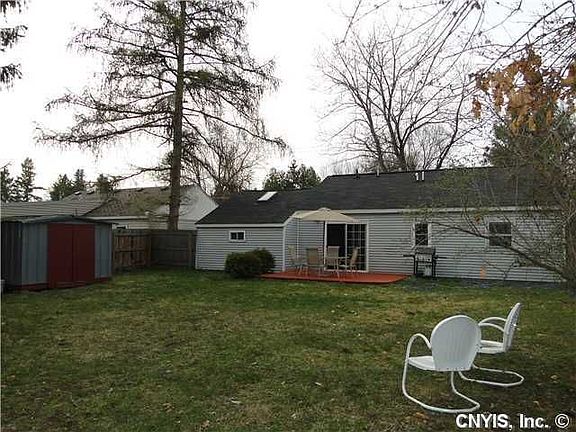 2nd image of 10 Waterbury Dr