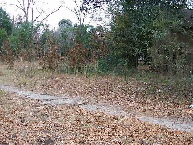 2nd image of 3 Gates St