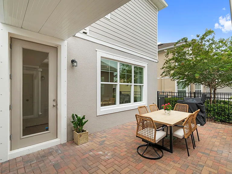 6320 Goldcoast Ave — Photo 8