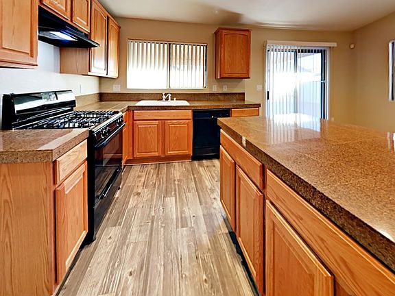 5th image of 5623 Tropic Breeze St
