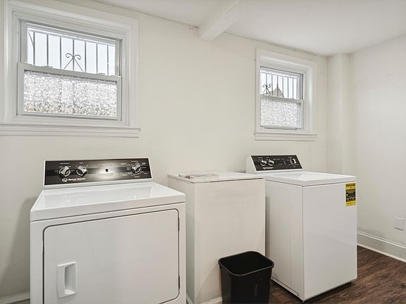 Common Area Laundry Room