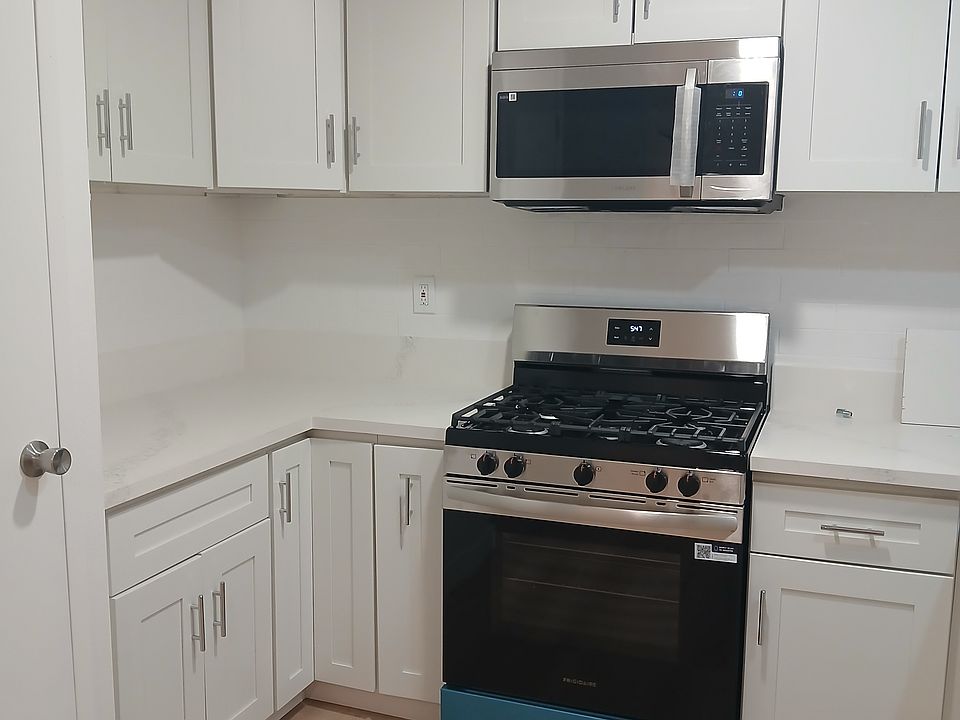 1st image of 7952 Primrose Ln