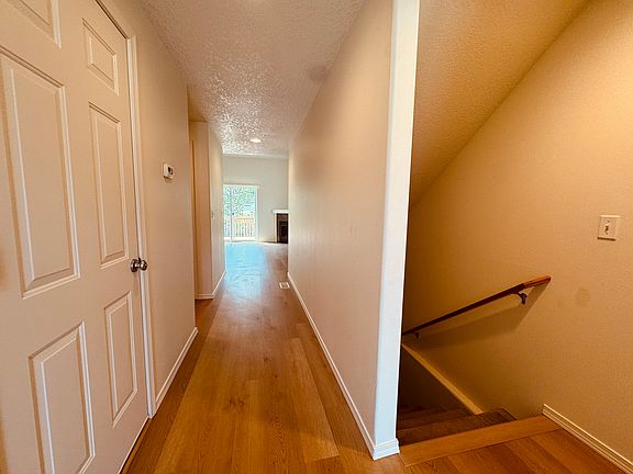 2nd image of 1026 W 8th Cir