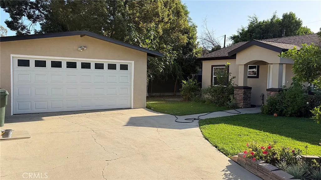 4 bed, 1500 sqft, $3,800 — Photo 2
