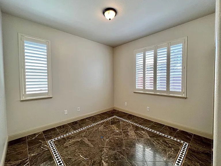 1924 Shurtleff Ave — Photo 13