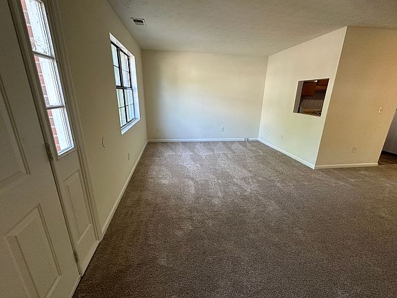 3rd image of 1945 Padgett Dr