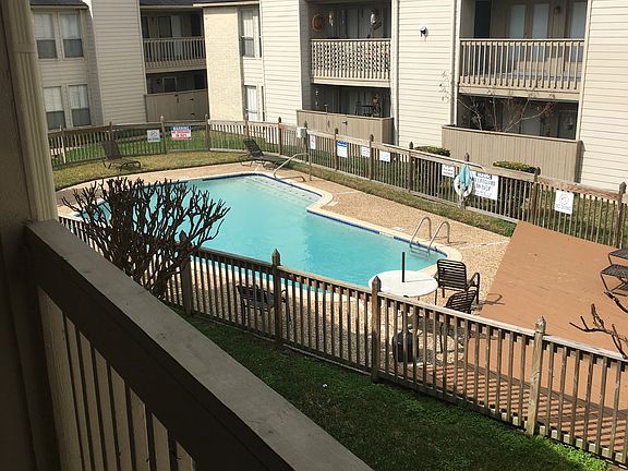 5th image of 3919 Fairmont Pkwy APT 118